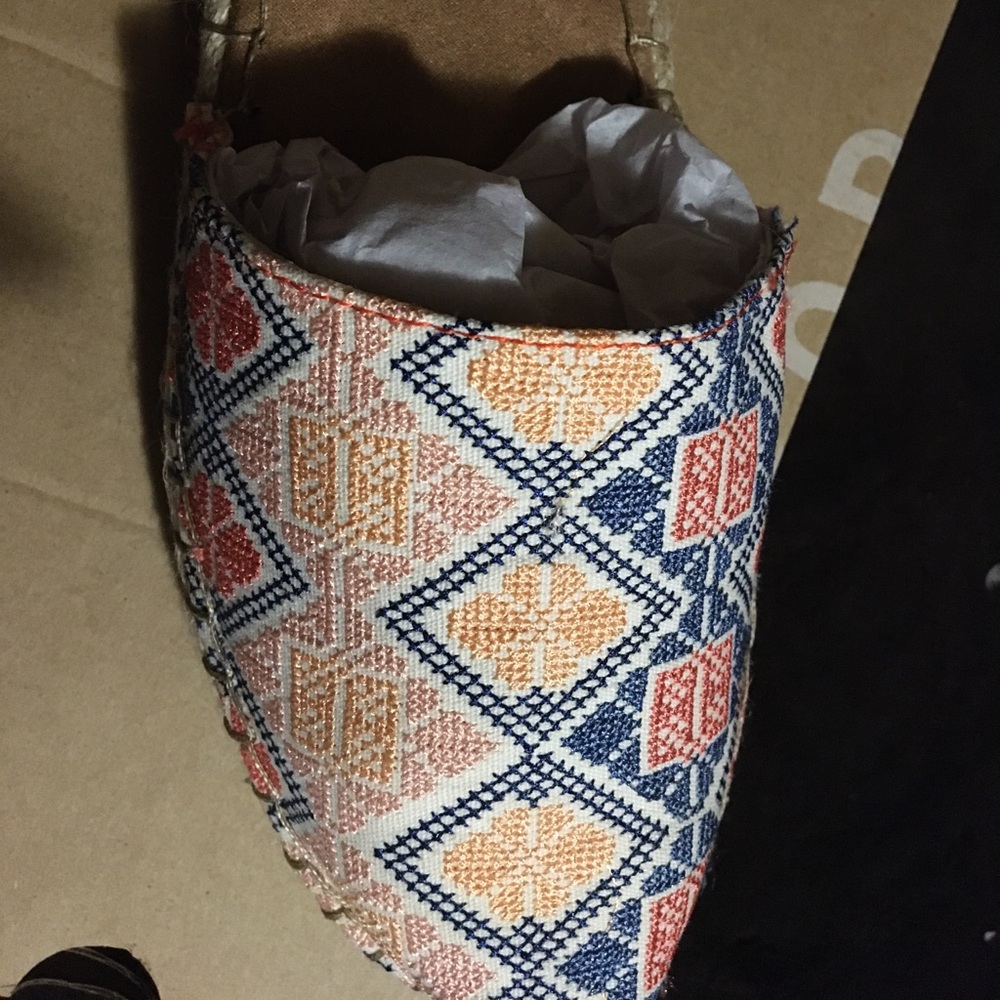 Toms sandals - Picture 9 of 9